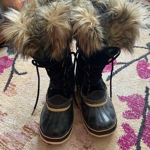 Sorel Joan of Arctic Boots